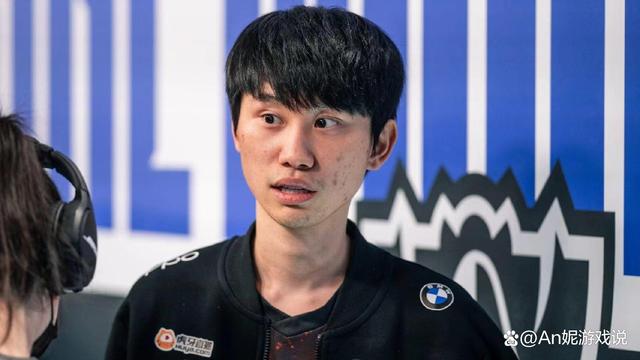 FLY险胜PSG,Perkz完成史诗逆转顶尖较量八强赛,让粉丝疯狂欢呼 FLY险胜PSG,Perkz完成史诗逆转顶尖较量八强赛,让粉丝疯狂欢呼