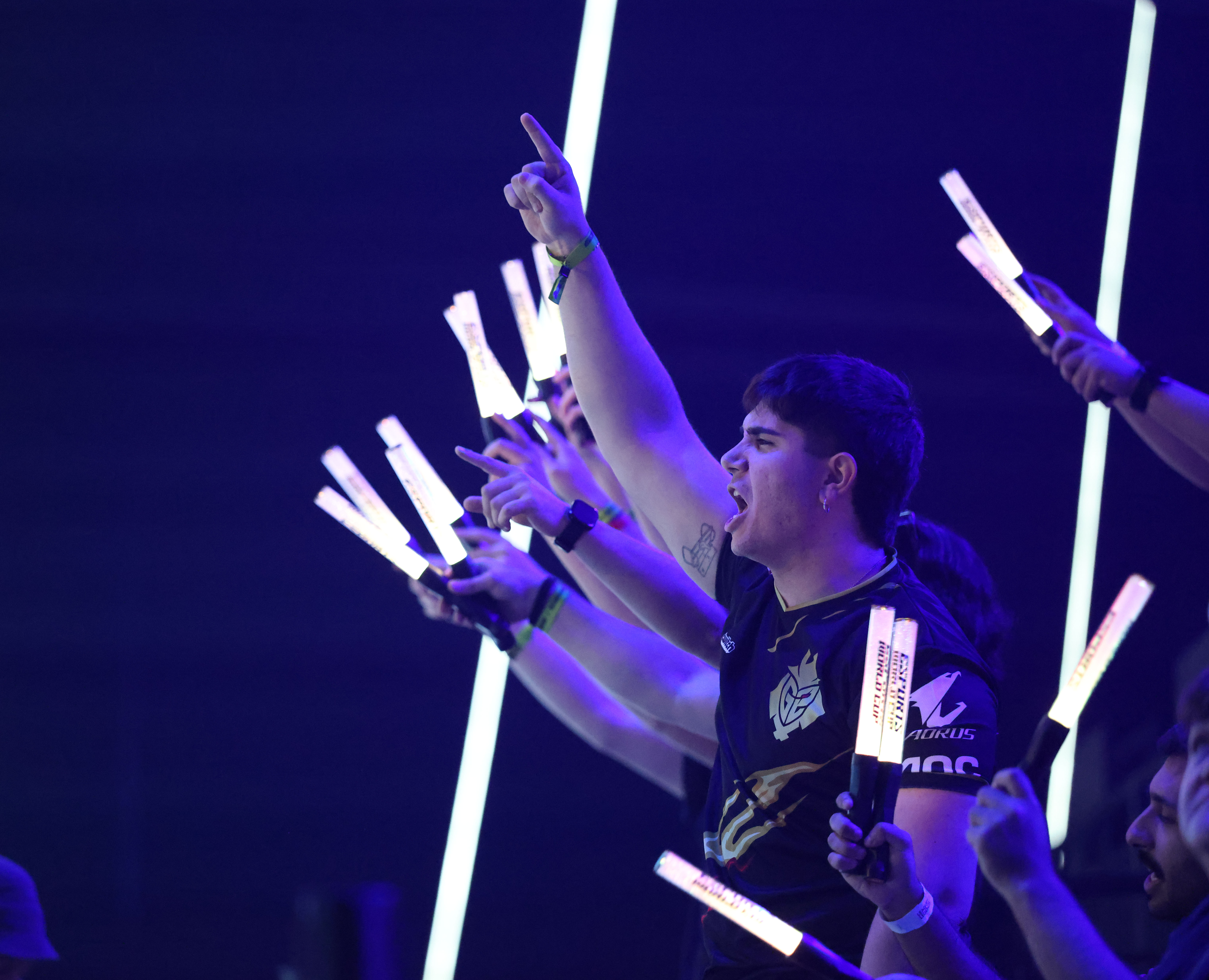 HLE力克RNG，JackeyLove操刀奇招英雄翻盘焦点之战八强赛，成为赛场最大亮点的简单介绍