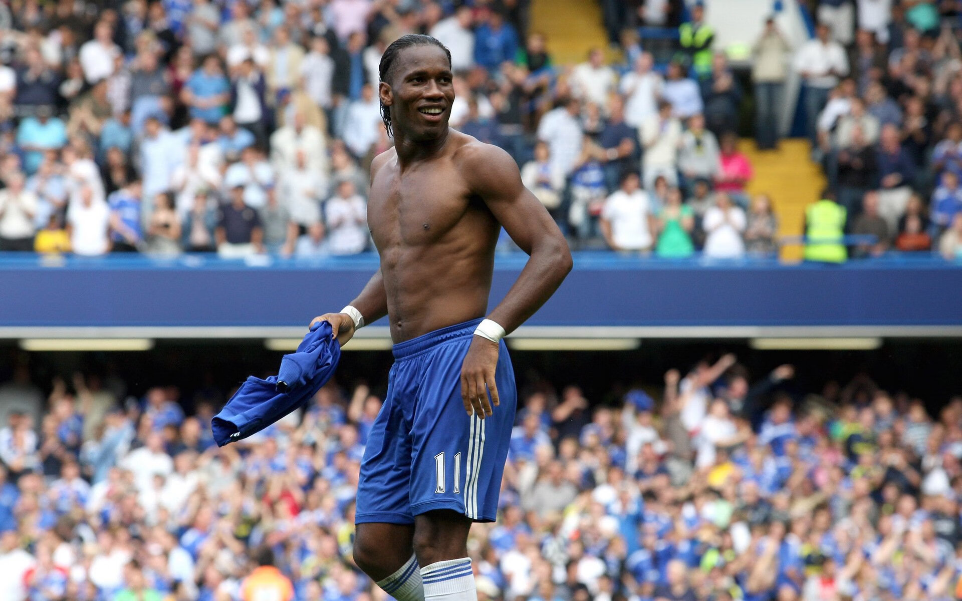 开云体育在线-巴雷拉封神！英超争冠夜他打出统治级数据，一己之力诠释中场神迹